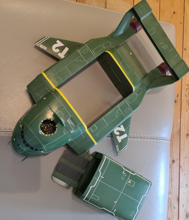 Preview of the first image of Thunderbird 4 model vehicle.