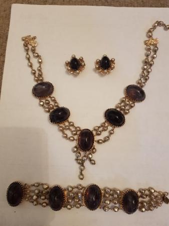 Image 1 of Festoon faux amethyst pearl set