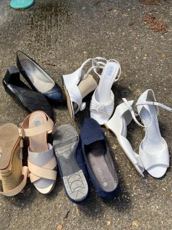 Image 3 of Ladies shoes assorted sizes