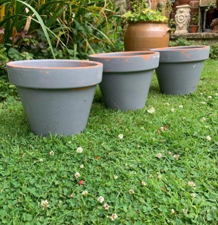 Image 2 of 3 terracotta plant pots