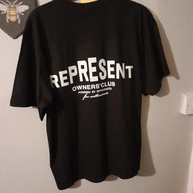 Preview of the first image of Represent tshirt black size small.