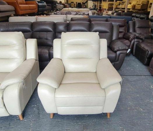 Image 4 of La-z-boy Madison ivory leather electric recliner 2 armchairs