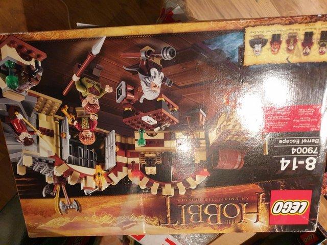 Preview of the first image of Lego 79004 Hobbit Barrel escape.