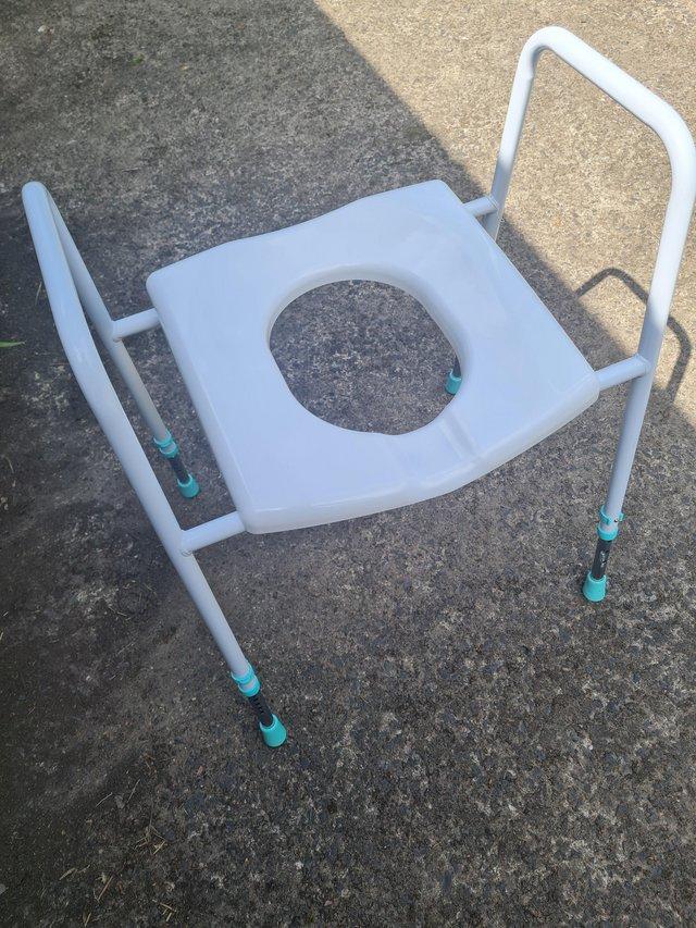 Preview of the first image of Toilet frame adjustable.
