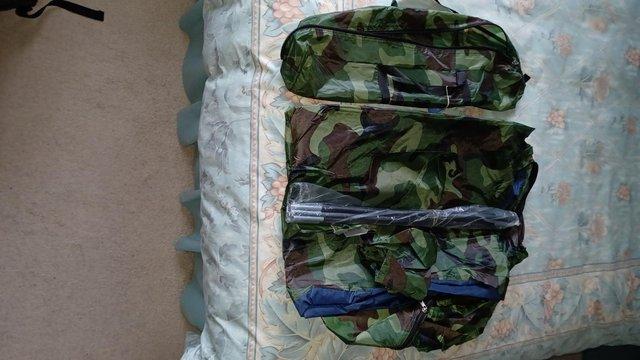 Image 2 of One person fishing tent shelter with carry case as new never
