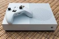Preview of the first image of For sale Xbox series one S white with one controller.