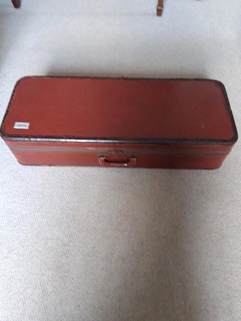 Preview of the first image of SELMER Tenor Saxophone Case 1960's.