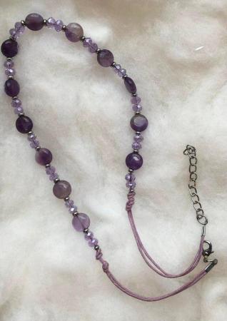 Image 2 of BEAUTIFUL NEW NECKLACE WITH AMETHYST TONE STONES