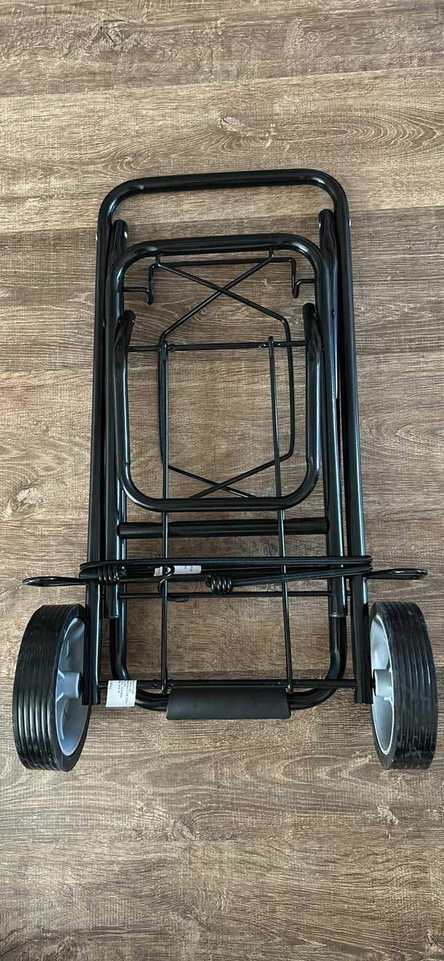 Preview of the first image of Trolley, lightweight, foldable.