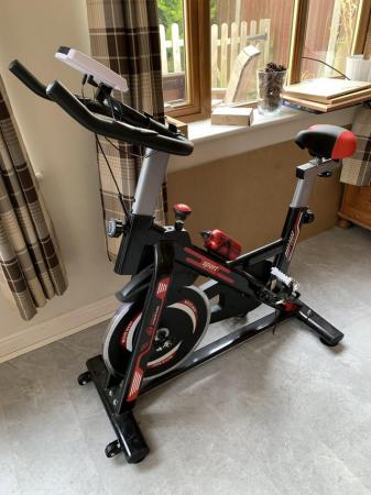 Image 2 of Spin bike with LCD display and mat