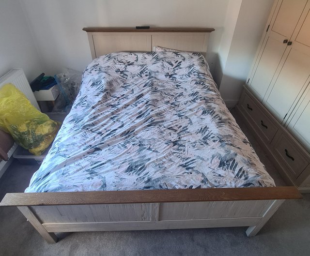 Preview of the first image of Oak Furniture land king size bed and matress.