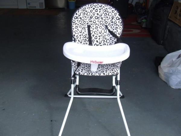 Image 1 of Baby high chair used but in good condition