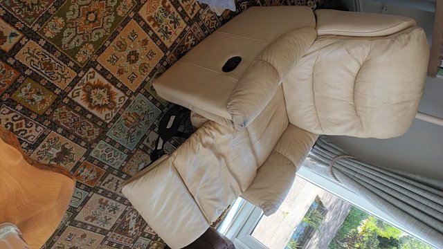 Preview of the first image of Lazy Boy Recliner Armchair.