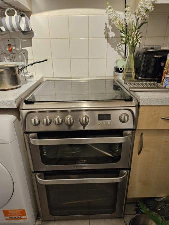 Image 2 of Hotpoint stainless steel cooker