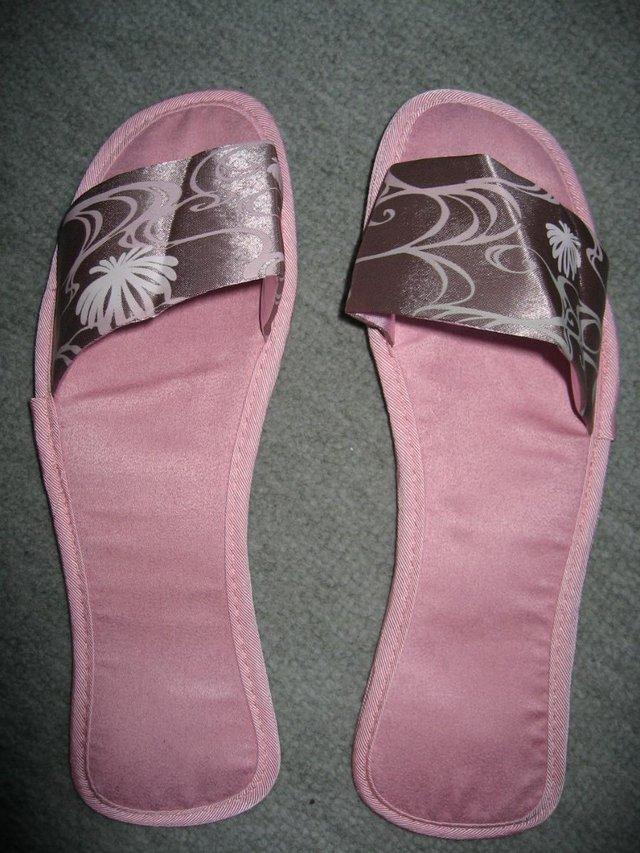 Preview of the first image of Pink Slippers Silky Soft Moleskin Sole Size 7.5Luscious Sa.