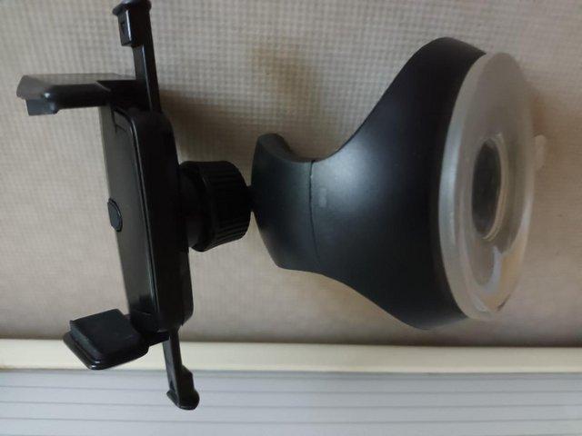 Preview of the first image of Swan One Touch Car Mount Holder JHD-131.