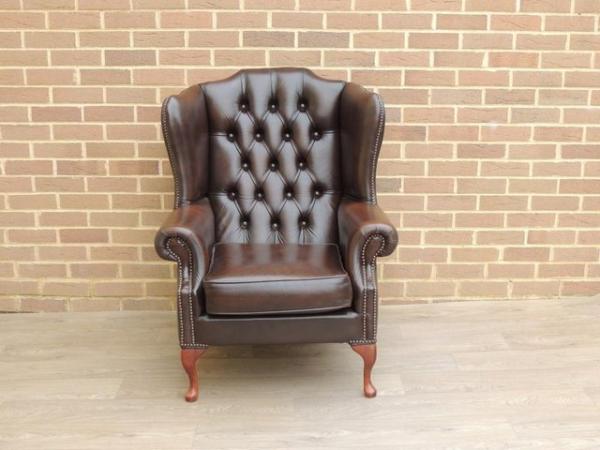Image 2 of Saxon Chesterfield Queen Anne Luxury Armchair (UK Delivery)