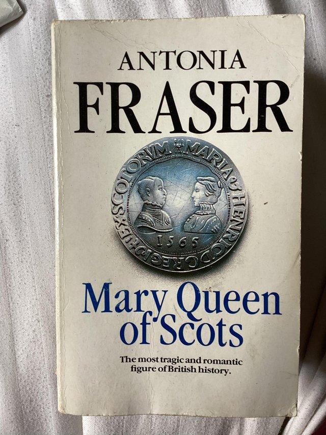 Preview of the first image of Mary, Queen of Scots by Antonia Fraser paperback 1990.