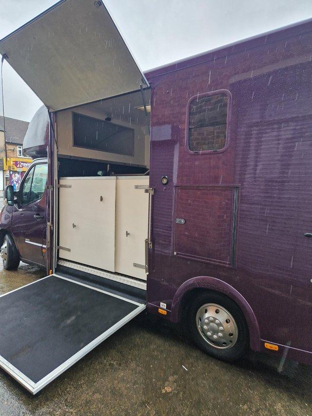 Preview of the first image of Alexanders York 3.5 tonne horsebox.