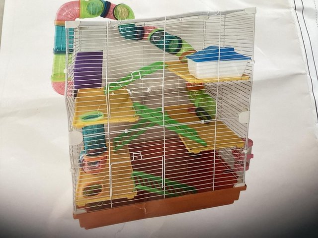 Brand new Pawhut hamster cage