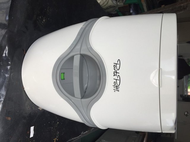 Preview of the first image of THETFORD PORTA POTTI 565 P.