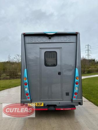 Image 10 of Bloomfields Legacy S Horse Lorry 2020 1 Owner 3.5T Px Welcom