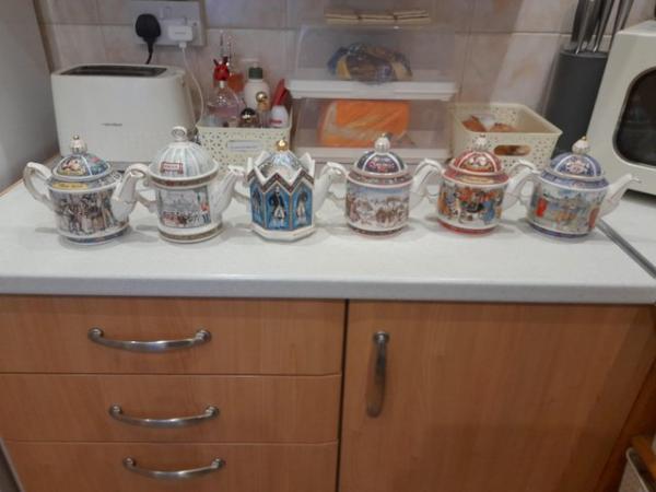 Image 3 of 6 vintage display teapots