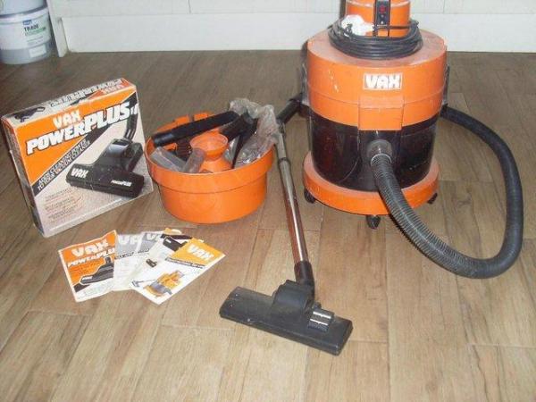 Image 2 of VAX Vacuum and wet carpet/upholstery cleaner