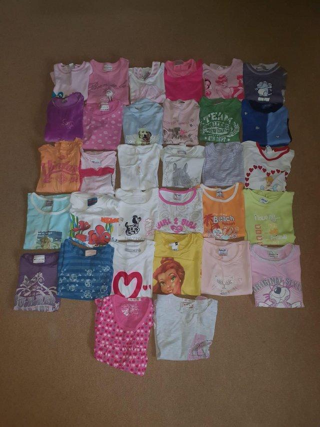 Preview of the first image of Girls clothes aged 4 to 7 years.