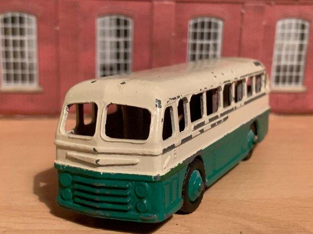 Preview of the first image of DINKY TOYS: Leyland Roadmaster FROM 1960s.