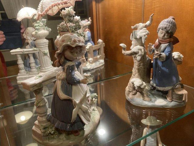 Preview of the first image of LLADRO SEASONS Spring and winter.