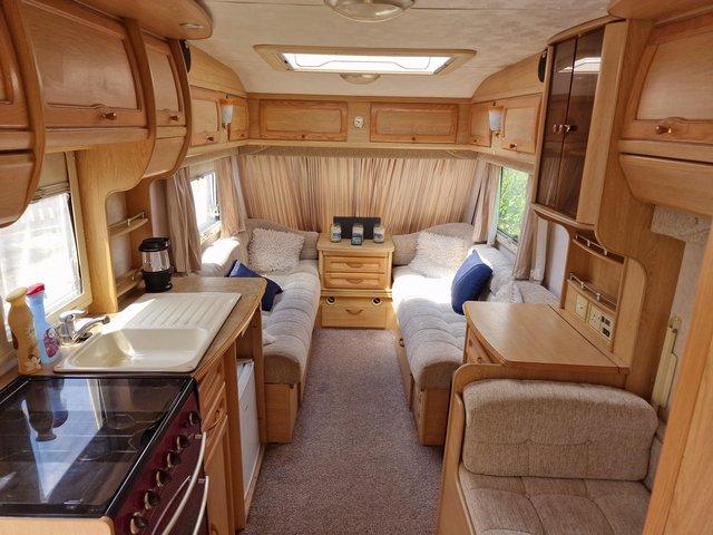 Preview of the first image of Excellent used condition 2001 coachman pastiche touring cara.