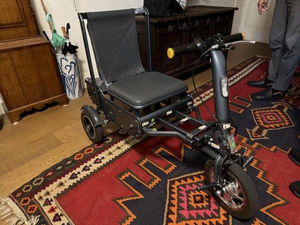 Image 2 of Mobility Scooter Efoldi