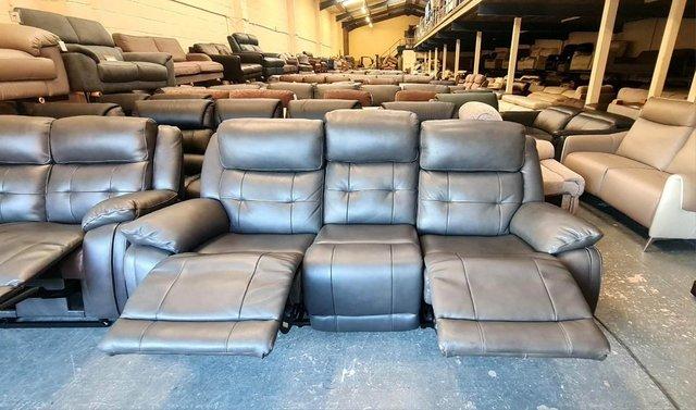 Image 10 of La-z-boy El Paso grey leather recliner 3+2 seater sofas