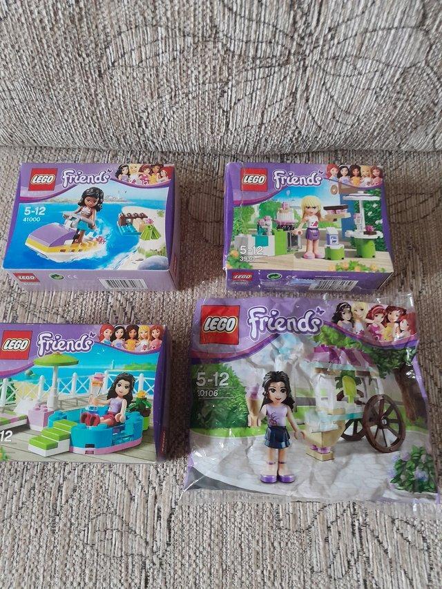 Preview of the first image of Lego friends building blocks..