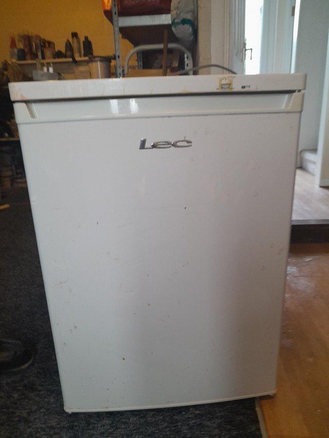 Preview of the first image of Lec Freezer White working condition.