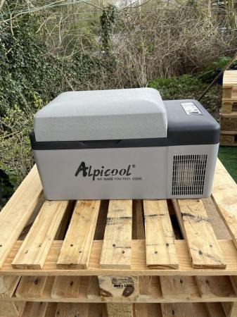 Image 2 of Alpicool C20 Car Mini Fridge/Freezer