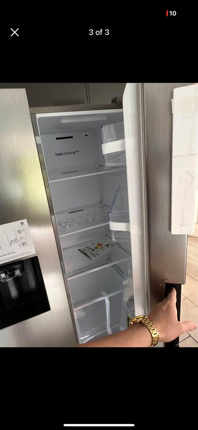 Preview of the first image of American style fridge freezer brand new.