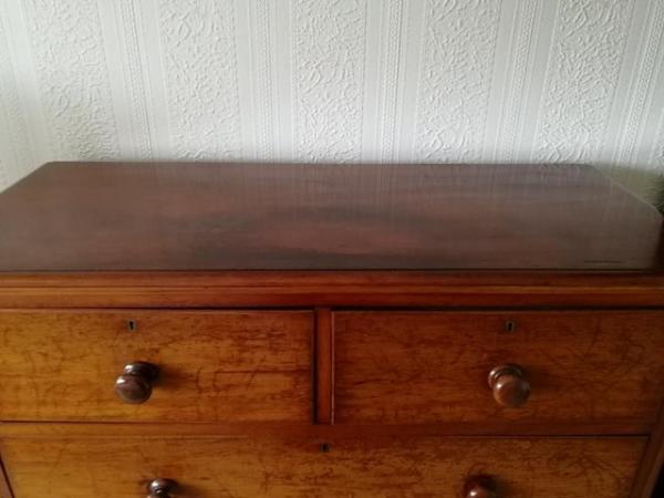 Image 3 of Large mahogany chest of drawers