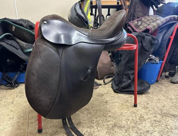 Image 3 of Albion dressage saddle 17.5” medium wide / wide