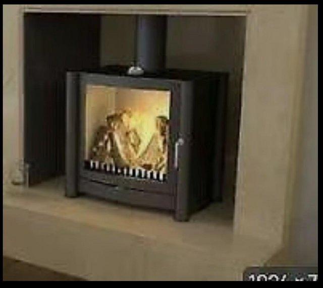 Preview of the first image of FIREBELLY FB2 12KW WOODBURNER STOVE:.