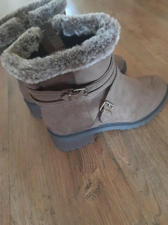 Image 3 of Ladies Boots size 7 New but never worn