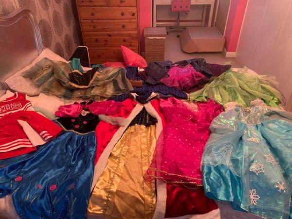 Image 2 of GenuineDisney Luxury Dressing up outfits as new x 9