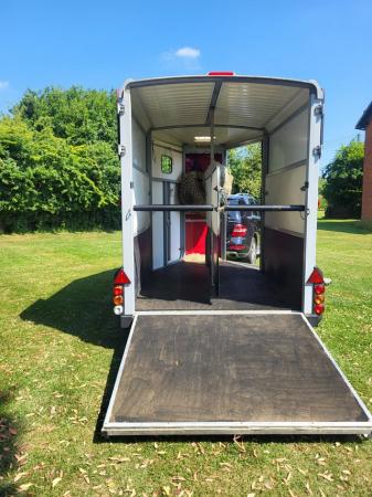 Image 8 of Ifor Williams Horse Trailer HB 511