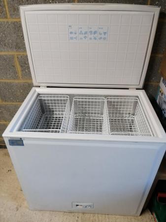 Image 1 of Chest freezer with organisational stacking baskets