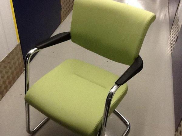 Image 3 of 6 Visitor/Office/Meeting/Conference Chairs - £45 each