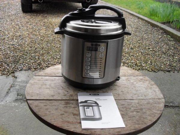 Image 2 of Bella 6 Litre Pressure Cooker (Electric)
