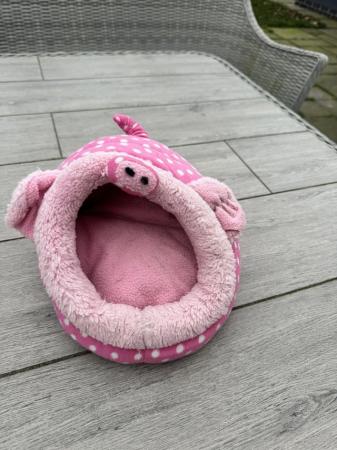 Image 2 of Snuggle beds for small animals for sale very good condition