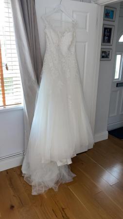 Image 1 of Wedding dress size 20 ivory lace