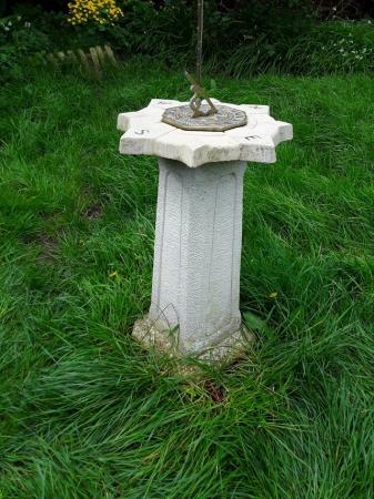 Image 2 of Brass sundial on stone plinth